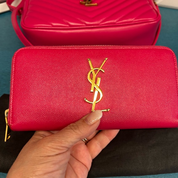 Bundle-Saint Laurent Pink Crossbody Chevron Leather Bag and Wallet - COA INLUDED - Picture 11 of 16